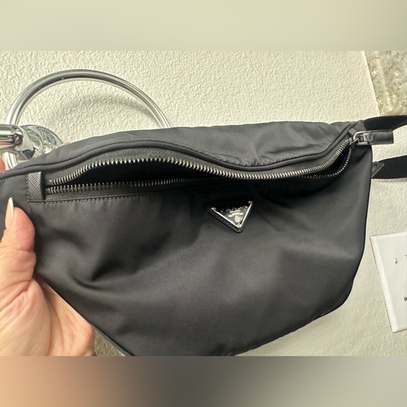 Prada Re-Nylon and Saffiano leather belt bag - Picture 9 of 15